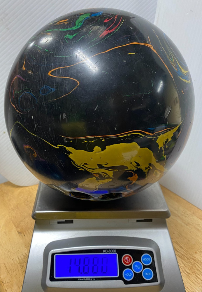 Vintage Manhattan Rubber Bowling Ball 15 Lbs.