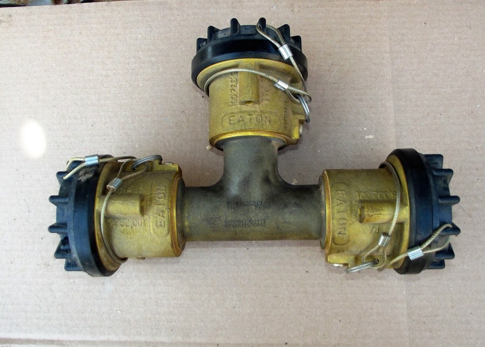 Eaton Carter ground fueling unisex Tee coupling 64020s
