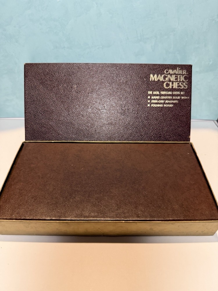 Vintage 1960's Cavalier Magnetic Chess Game