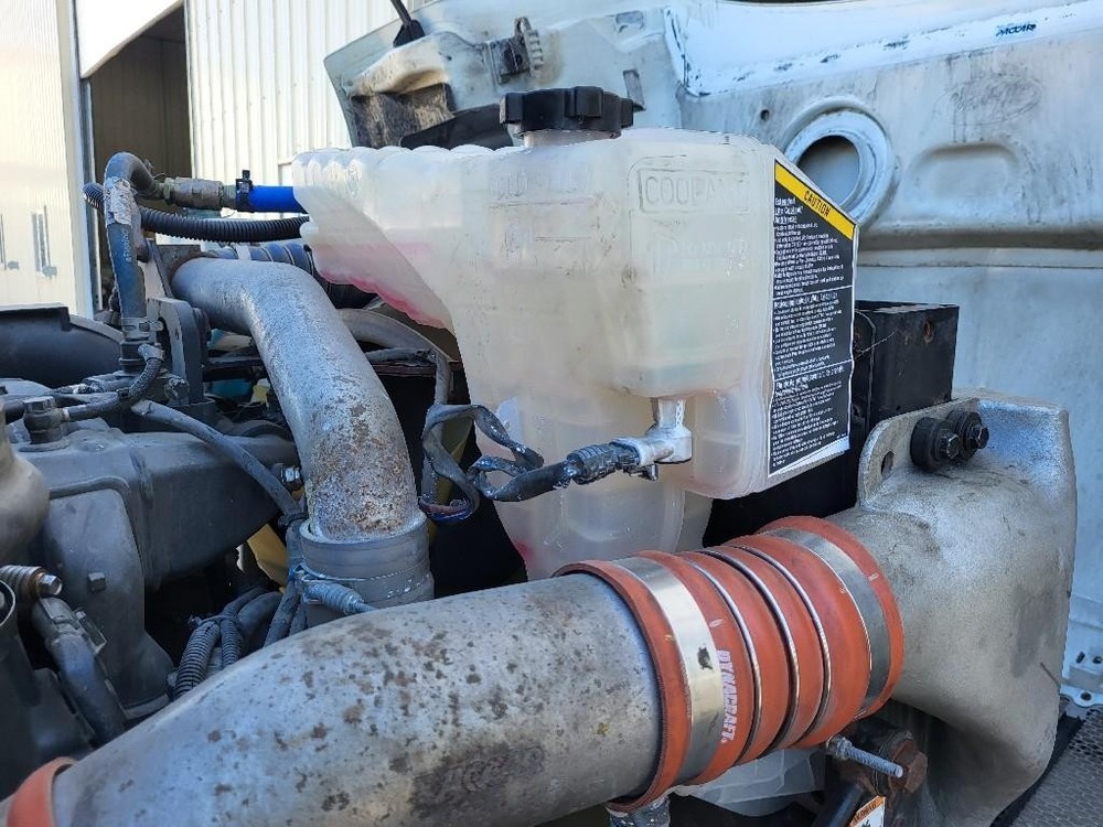 For 2016 PETERBILT 579 RADIATOR OVERFLOW TANK ,  MN