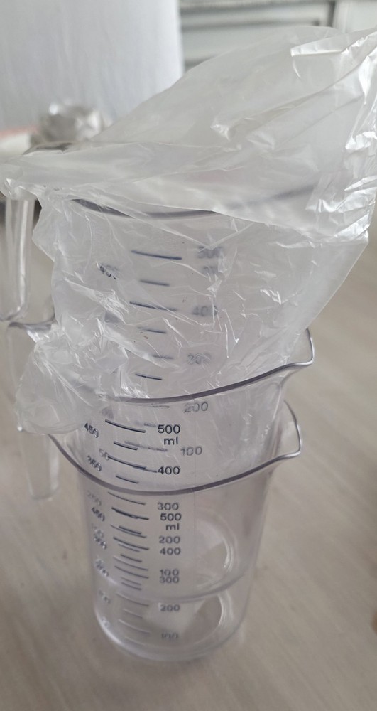 Three Winco Clear Plastic Measuring Cups/2 Cups Each