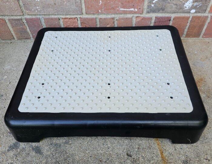 One Step Stool Riser Elderly Toddler Non Skid #2