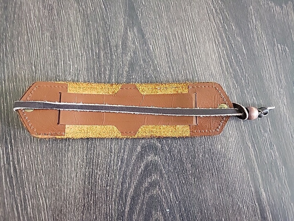 LEATHER WINE TEMPERATURE THERMOMETER VINTAGE HAND TOOLED