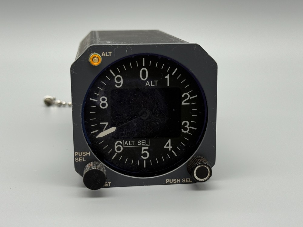 IS&S - Air Data Display Unit (ADDU) PN 9D-80130-32