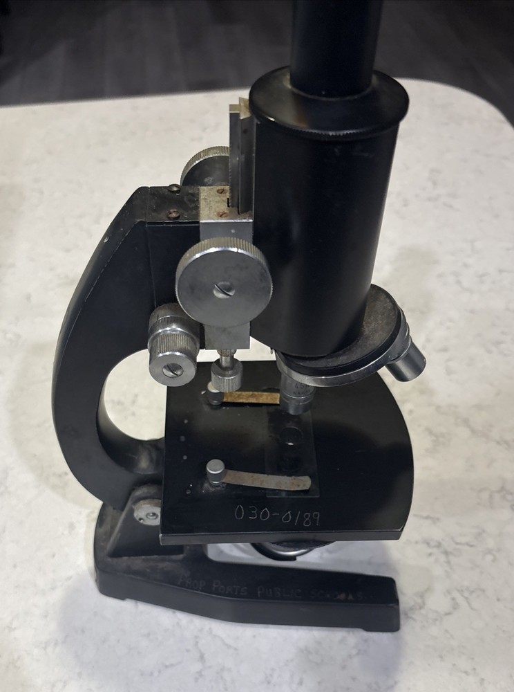 Wolfe Wetzlar Nr.35943 Microscope Vintage