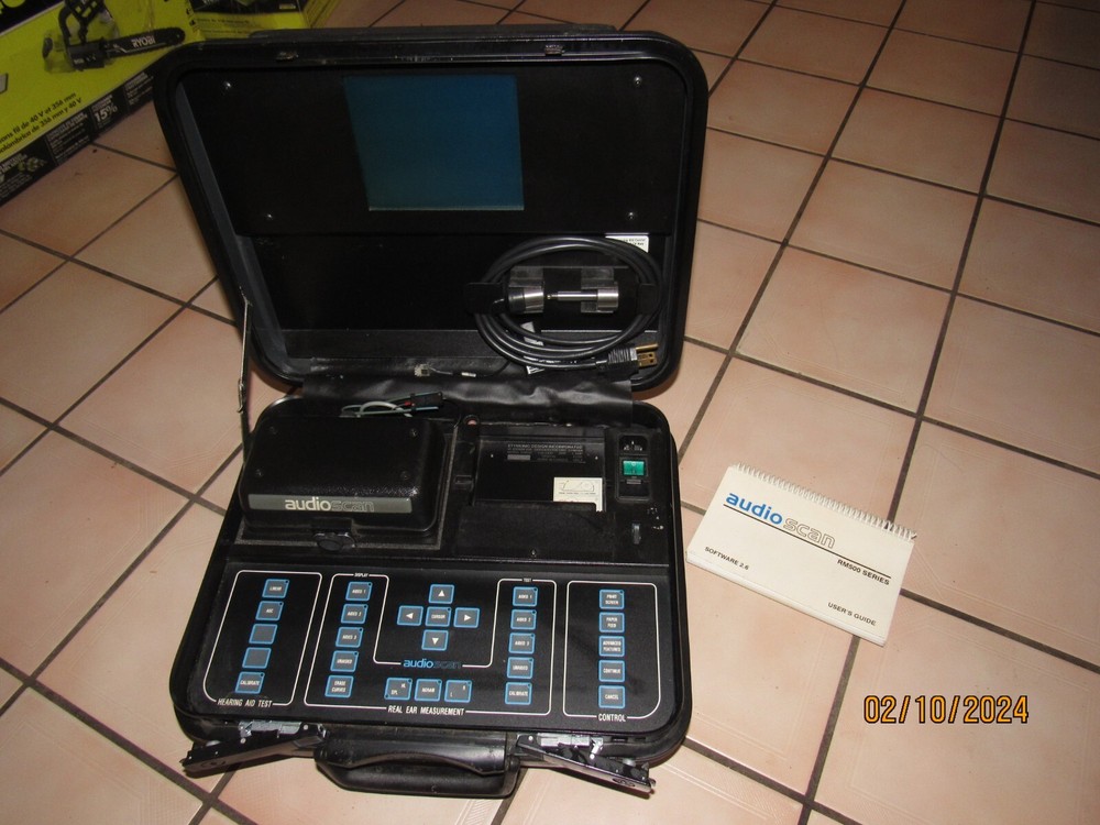 AUDIO SCAN RM500 SERIES WITH CARRYING CASE POWERS ON USERS GUIDE