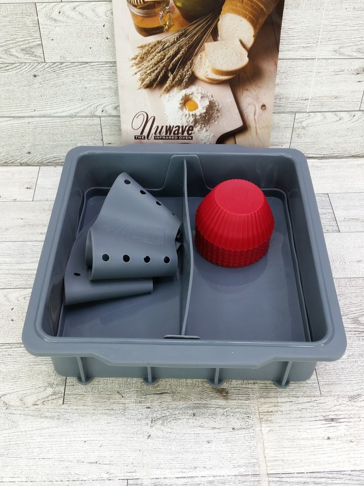 Nuwave Silicon Bakeware Set Bake Pan Divider Ring Cupcake Liners and Baking Book