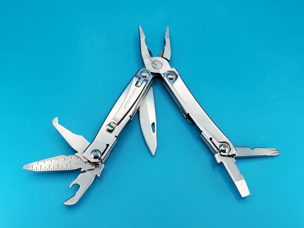 Leatherman Rev 3.8" Multi-Tool, Stainless!