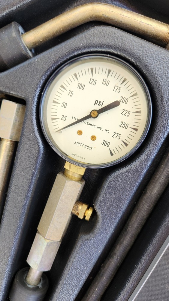 Stewart-Thomas Ind. Compression Tester Mil-T 13011F Type 1 With Case