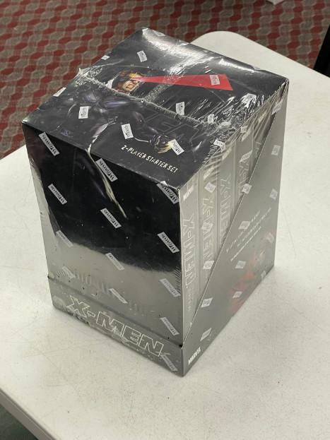 2000 WOTC Marvel X-Men Factory Sealed 2 Player Starter Deck Display Box 6 Boxes