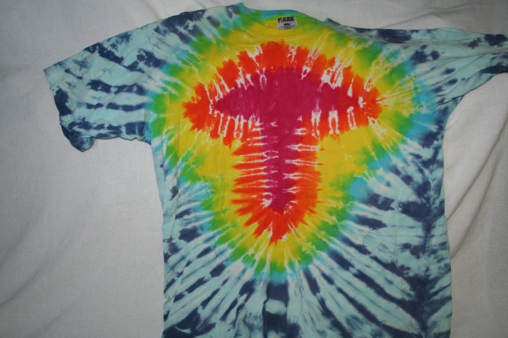VINTAGE PSYCHEDELIC MUSHROOM TYE DIE
