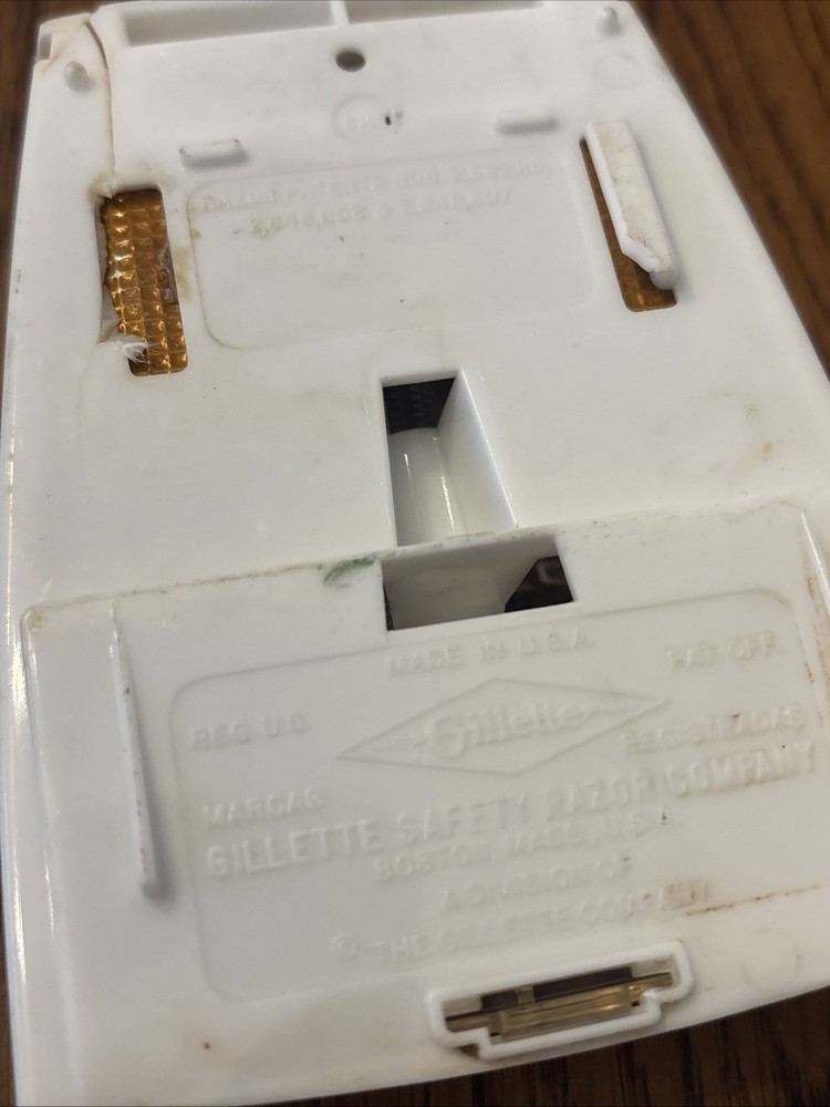 Vintage Gillette Adjustable Safety Razor With Plastic Case - *READ*