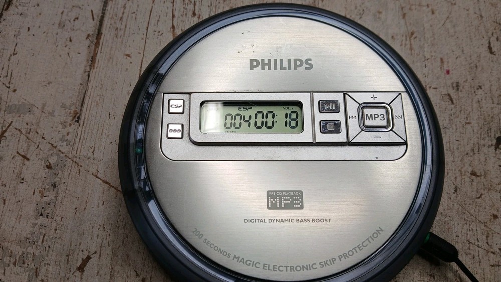 Philips EXP2550 Portable Compact Disc CD & MP3 Player Anti-Skip Tested & Working