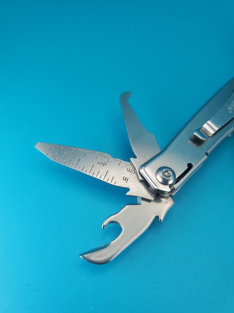 Leatherman Rev 3.8" Multi-Tool, Stainless!