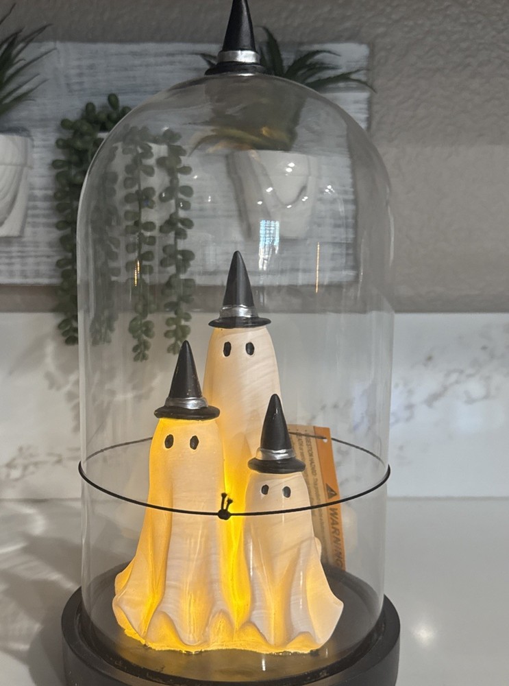 Halloween Light Up Ghost Cloche