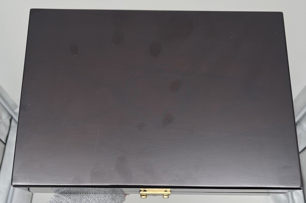 Mont Blanc Collectors Storage Case holds 20 pens