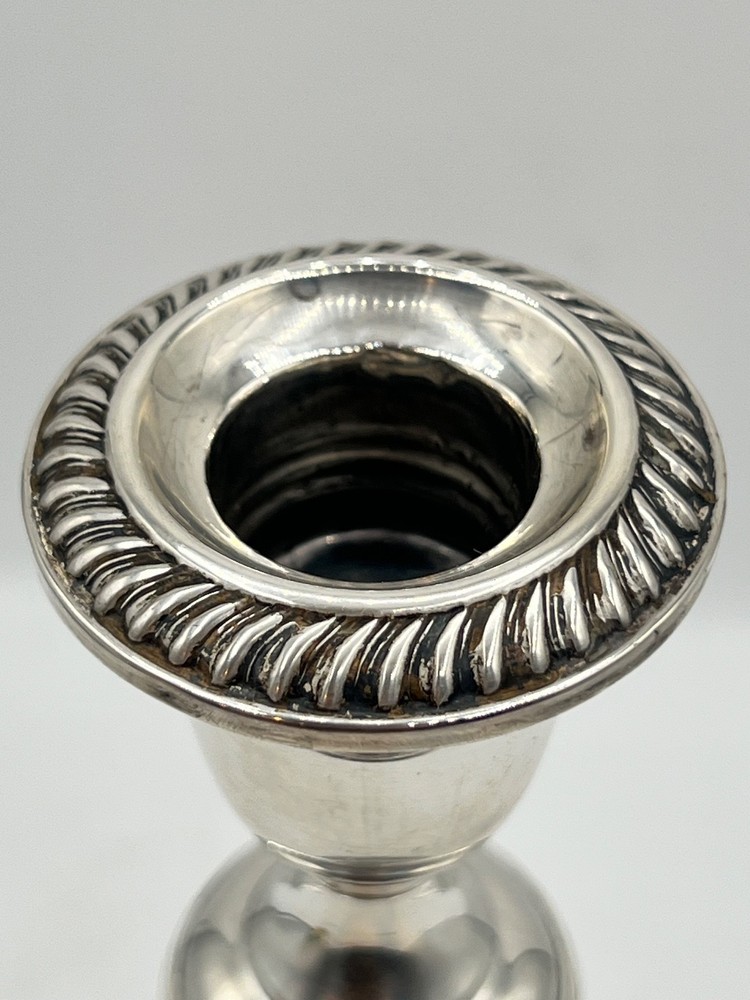 Gorham sterling silver candlestick with fluted top and decorative base 9.5in