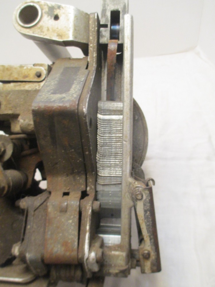 Packaging Pneumatic Air Banding Tensioner Strapping Machine