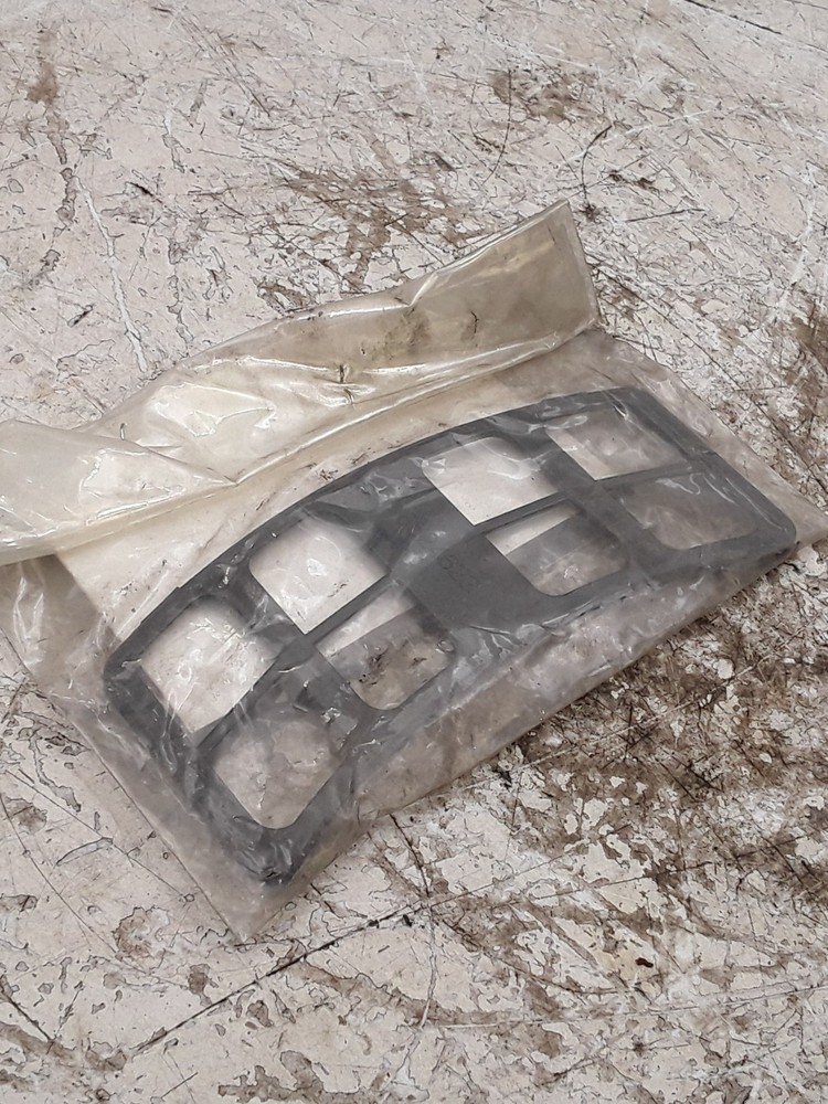 Yale 580047049 Bezel Display Cluster