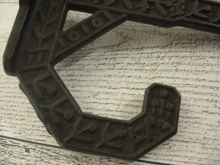 Antique Victorian Cast Double Coat & Hat Hook Wall Mount Embossed