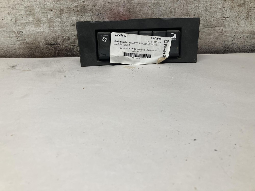 2018-2027 Volvo VNL SWITCH Dash Panel - Used