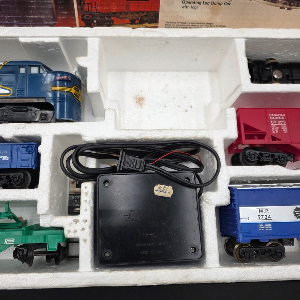 Vintage Lionel Train Set #6-1-383 UNTESTED
