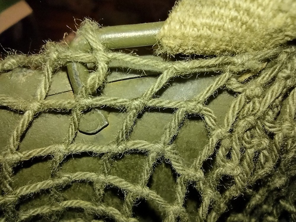 WW2 helmet front seam fixed bale United carr