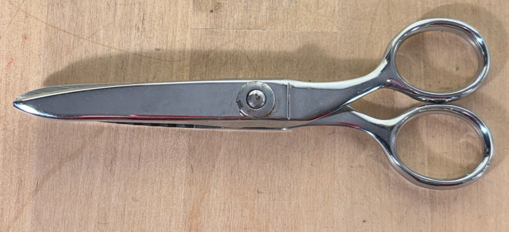Wisk Pinking Shears, Newark 5.5"