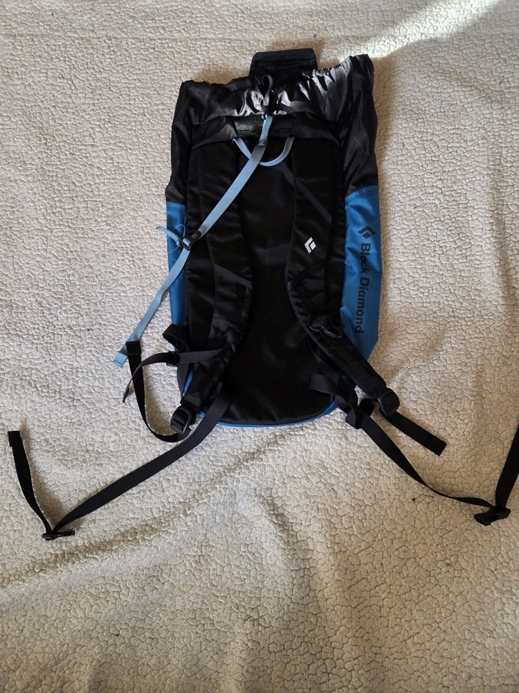 Black Diamond Rock Blitz 15 Backpack