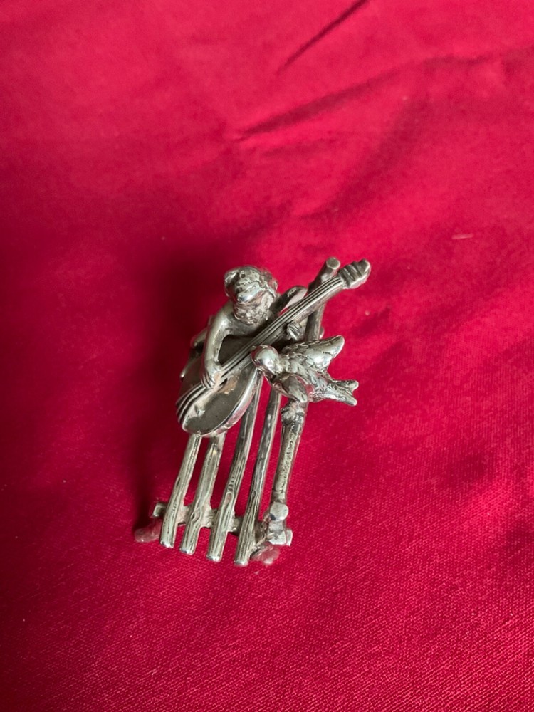 Figurine Solid Vintage Silver 39g