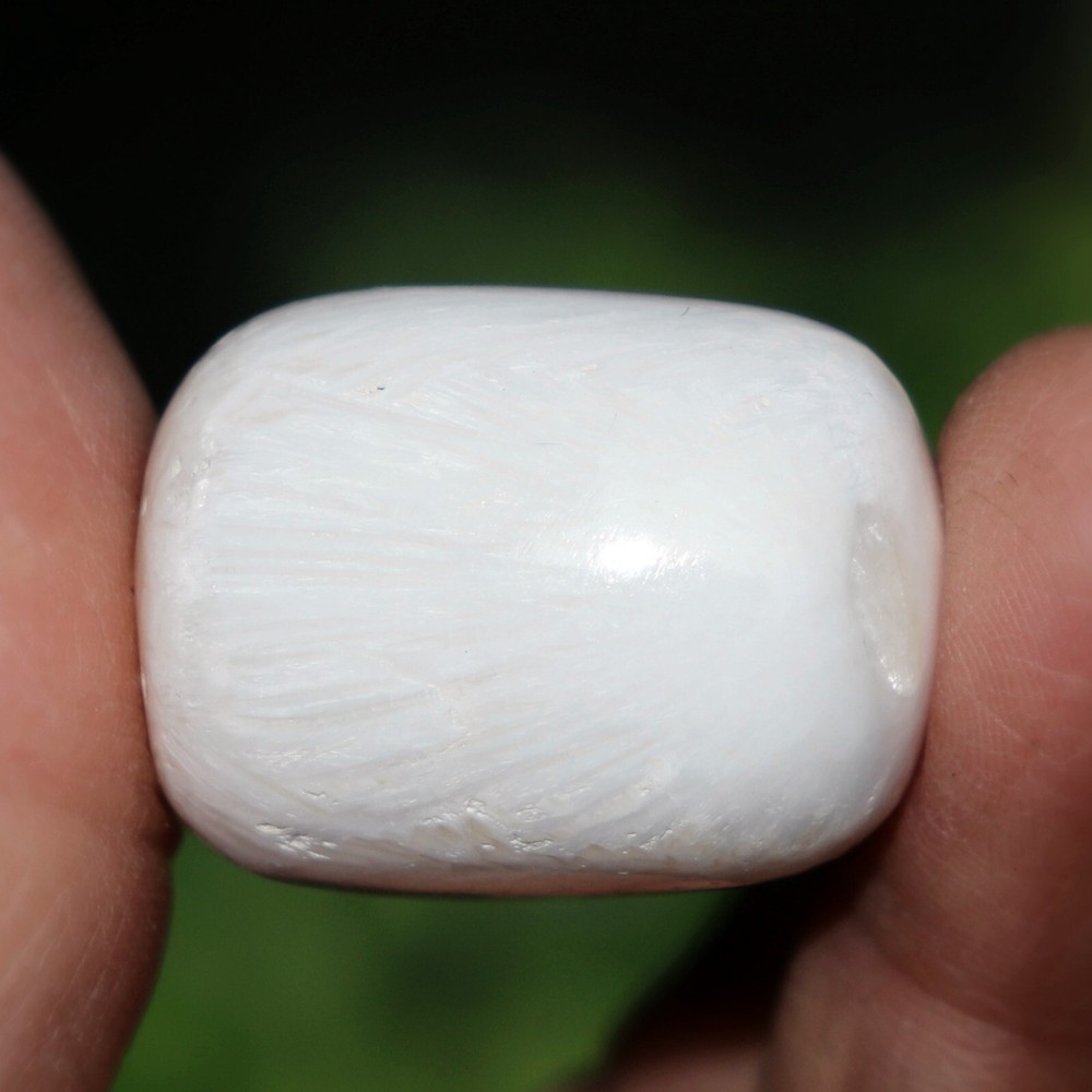 Tumbled Polished Stone: Scolecite from India (SCO32)