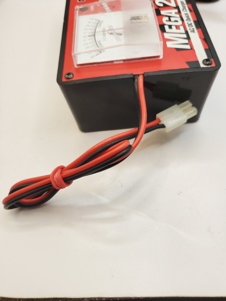 Dynamite Mega 2 AC/DC Quick Charger