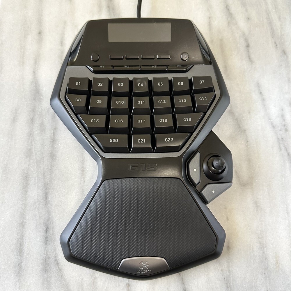 Logitech G13 USB Programmable Gameboard with LCD Display