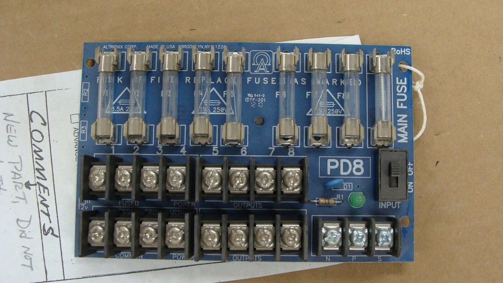 ALTRONIX PD8 Distribution Module