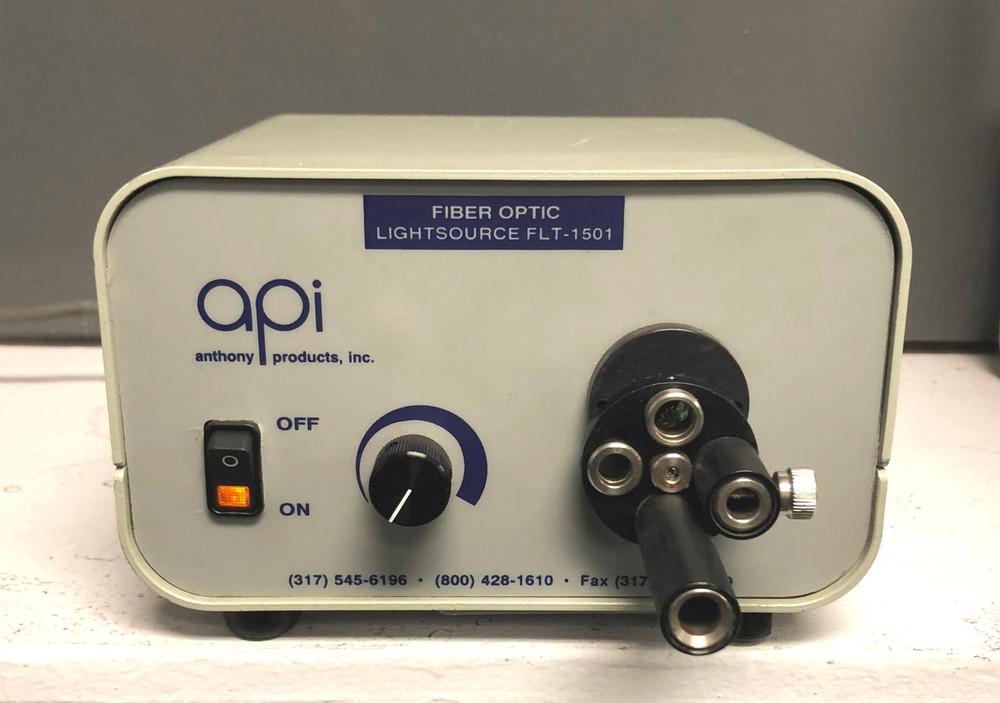 API FLT-1501 Fiber Optic Light Source 1501 Lightsource