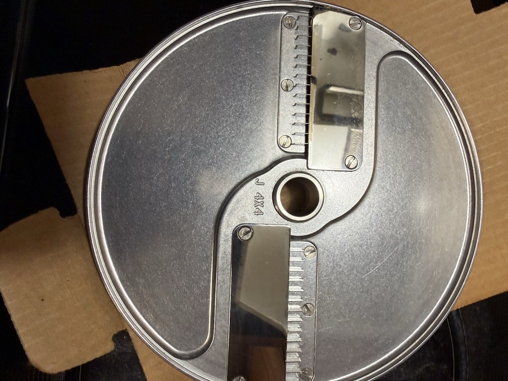 HOBART MANNHART FOOD PROCESSOR J4X4