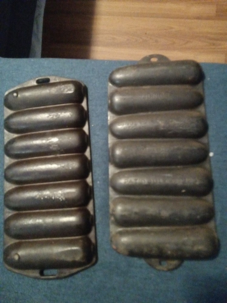 Vintage Cast Iron Corn Bread Pans