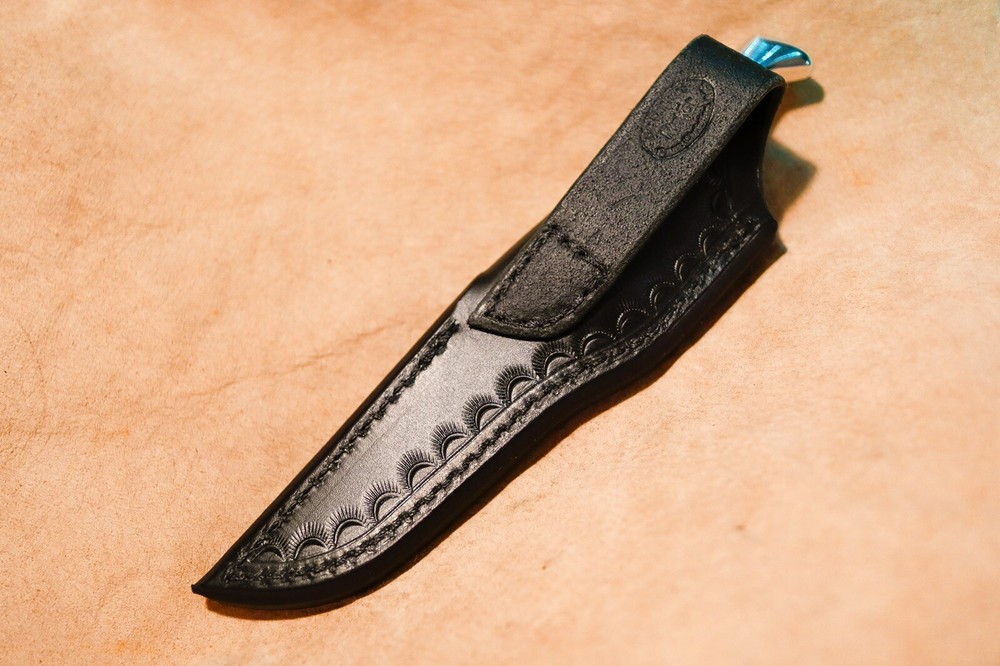 Custom Leather Sheath for Buck 102