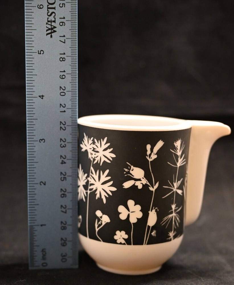Franconia Krautheim Candlelight Creamer