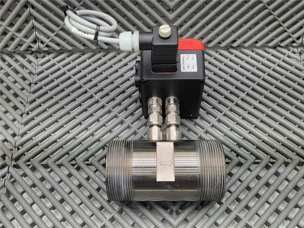 Badgermeter FD395 Flow Meter 24 VDC, Material 316SS, 3 bar