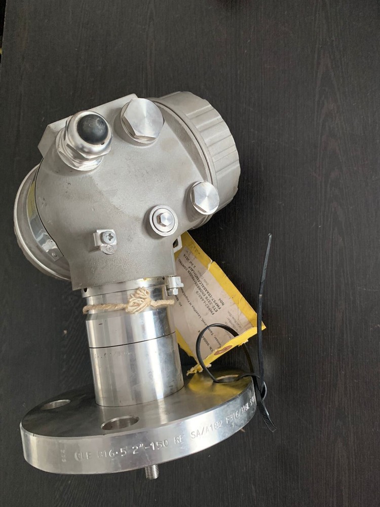 Endress Hauser Levelflex FMP57-L4A0/0 Level Transmitter