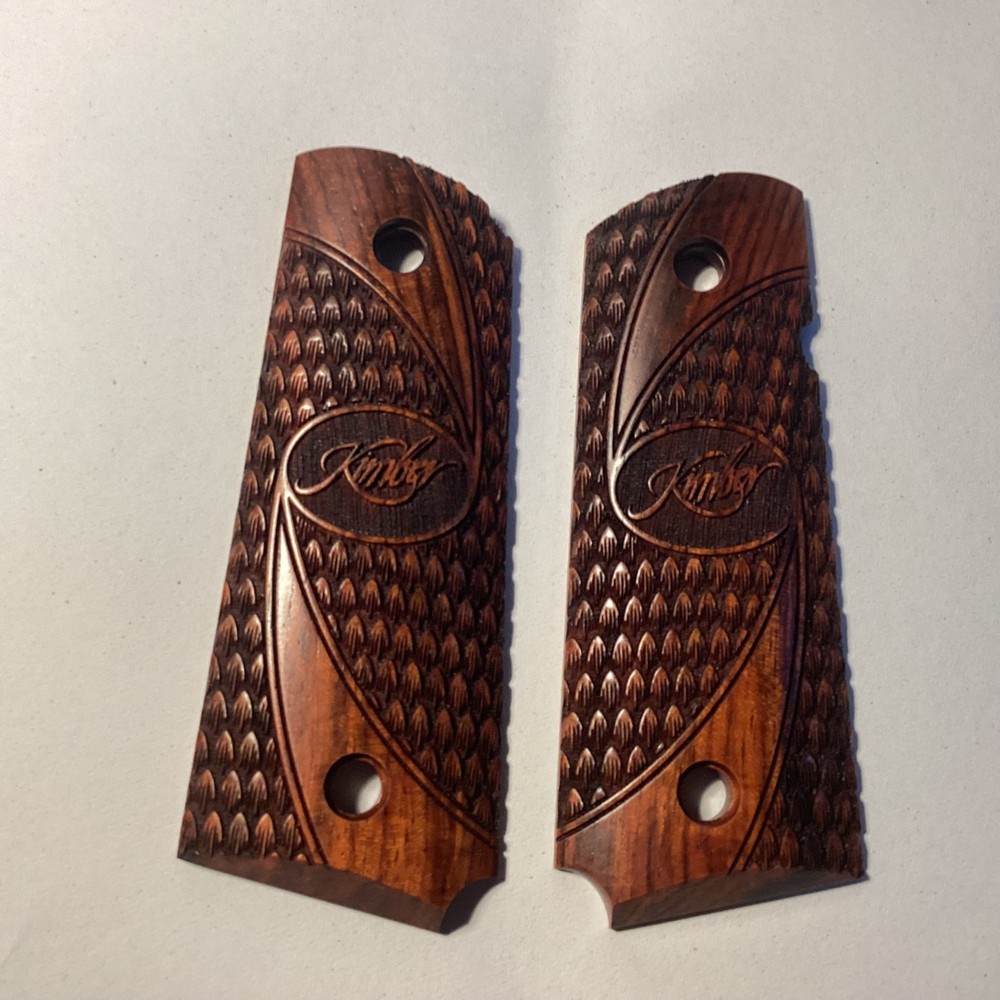 Grip for KIMBER 1911 Officer/Compact size Fish scale pattern, TH