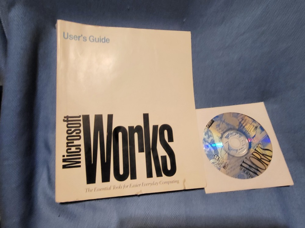 Microsoft Works 3.0 User’s Guide for Windows plus Disc