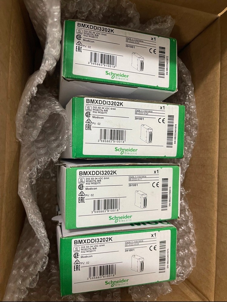 New Schneider BMXDDI3202K PLC Module New In Box