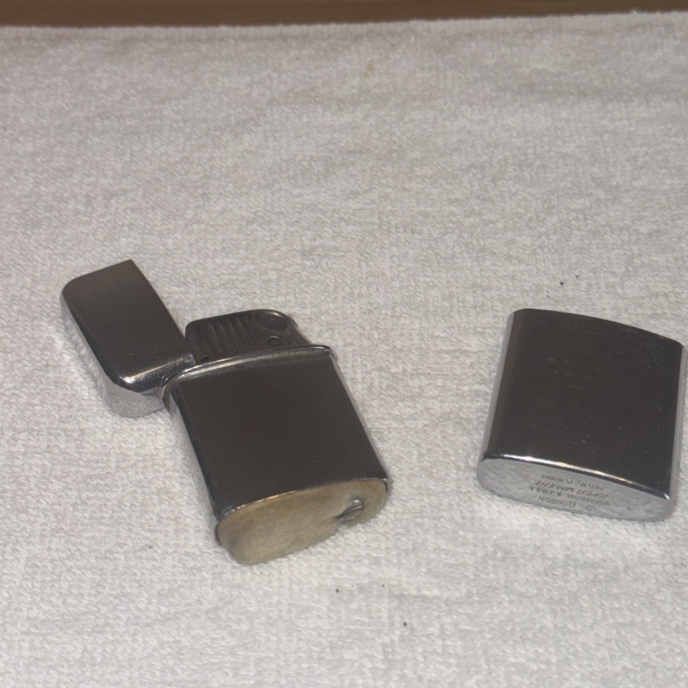 Vintage Ronson Super Wind Lite Metal Cigarette Lighter