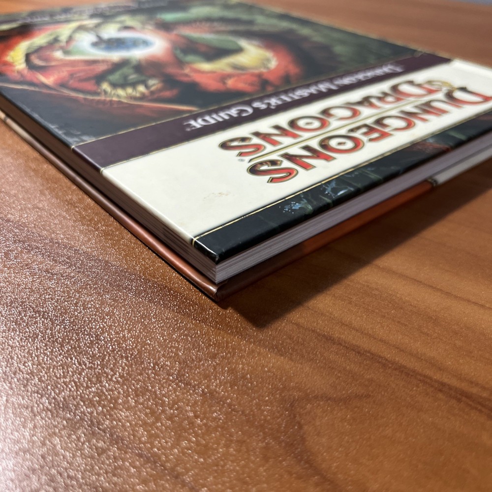 Dungeons & Dragons Dungeon Master’s Guide Core Rules Hardcover Book First Print