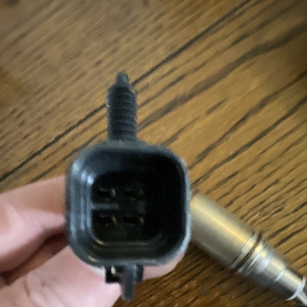 Oxygen Sensor-Engineered Bosch 13474