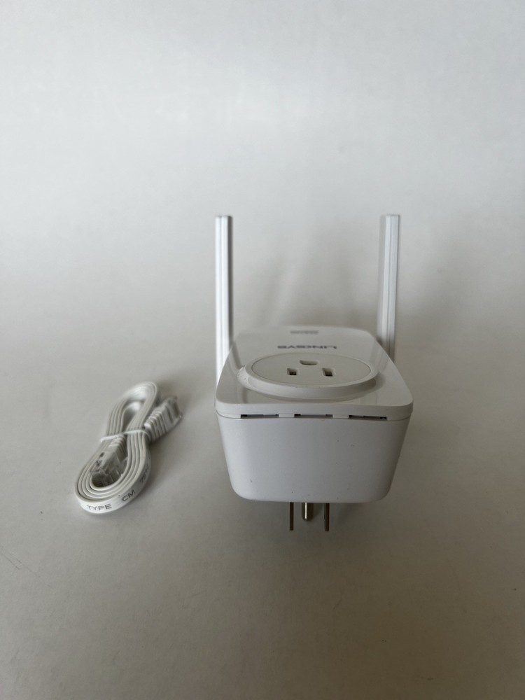 Linksys RE6700 Dual-Band WiFi Range Extender White – Pre-Owned