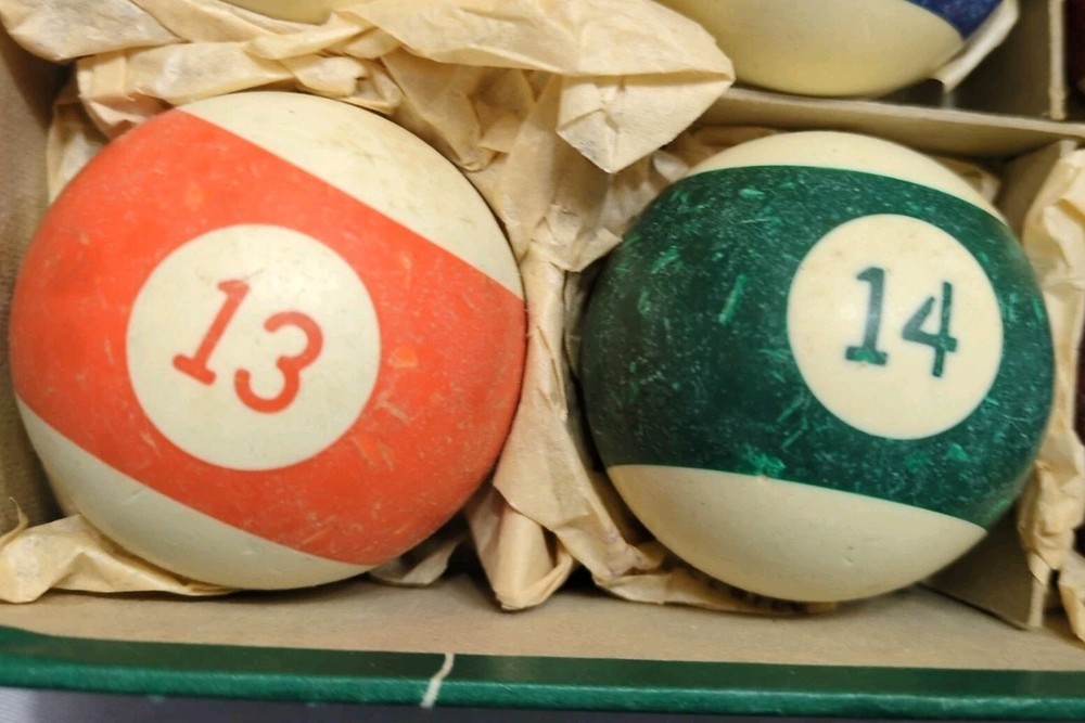vintage billiard ball set