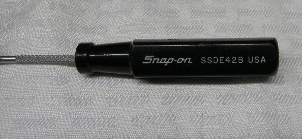 SNAP-ON BLACK HARD HANDLE ELECTRONIC FLAT TIP SCREWDRIVER #SSDE42B